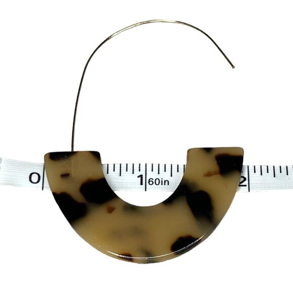 Leopard Tortoise Shell Print Half Hoop Earrings With Gold Tone Metal - Picture 5 of 7